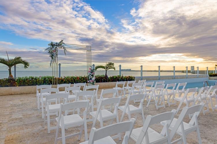 Residence Inn By Marriott Cancun Hotel Zone Dış mekan fotoğraf