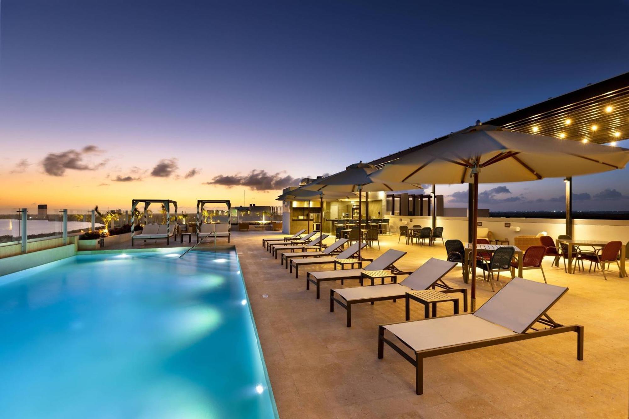 Residence Inn By Marriott Cancun Hotel Zone Dış mekan fotoğraf
