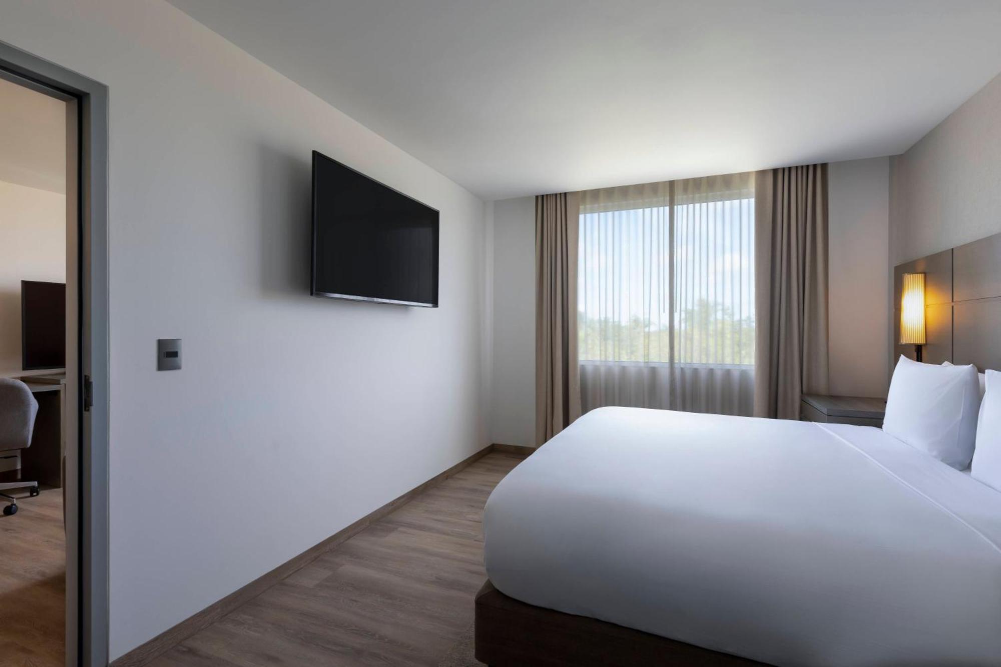 Residence Inn By Marriott Cancun Hotel Zone Dış mekan fotoğraf