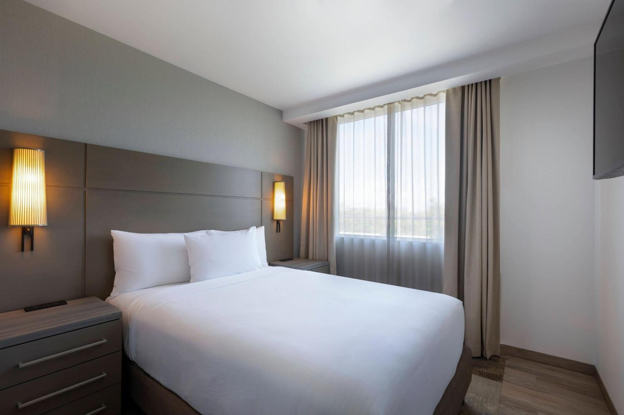 Residence Inn By Marriott Cancun Hotel Zone Dış mekan fotoğraf