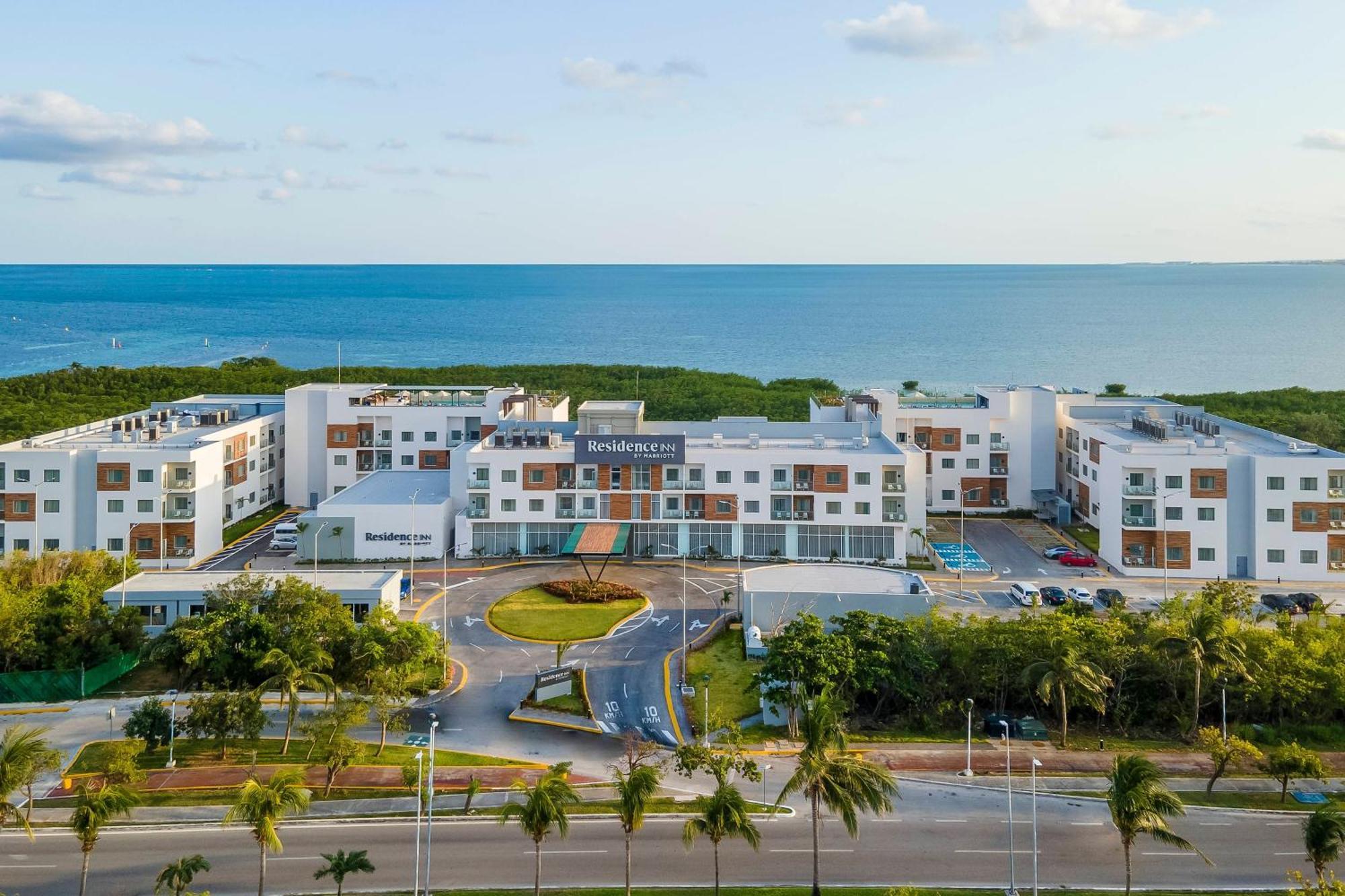 Residence Inn By Marriott Cancun Hotel Zone Dış mekan fotoğraf